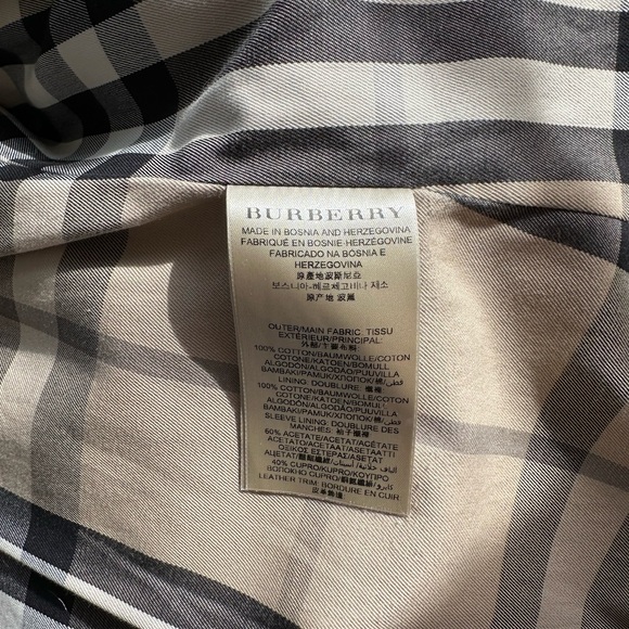 Burberry Kensington Trench Coat - Picture 8 of 8